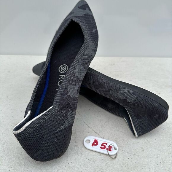 Rothy’s The Point Ballet Flats Grey Camo Retired Print Women's - Picture 1 of 8